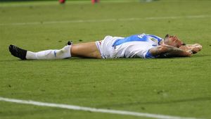 Carrillo se lamenta por una ocasión fallada. Los pepineros siguen negados de cara a gol