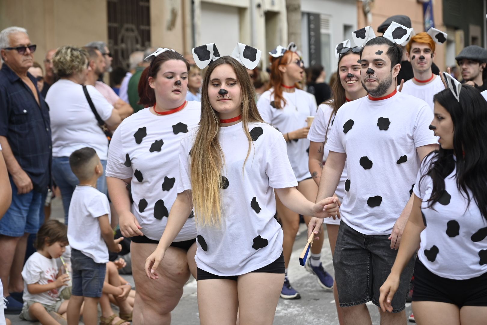 Imaginación y humor al poder en el desfile de las collas del Grau