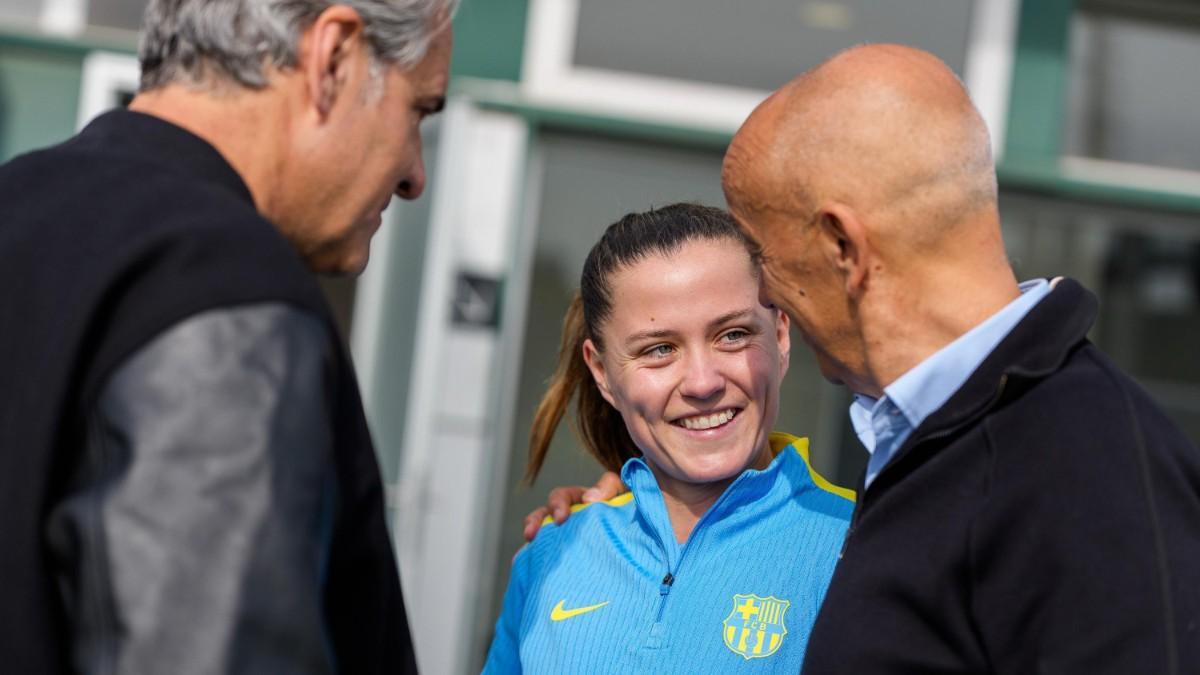 Claudia Pina dialogó con la delegación de Nike