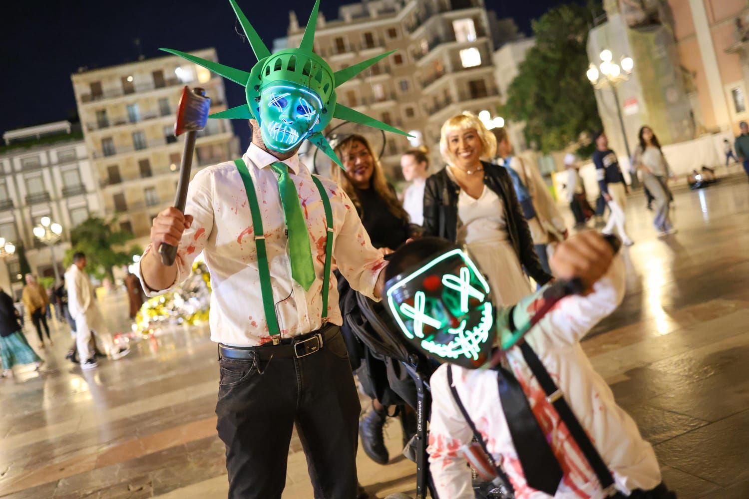 València se disfraza para celebrar Halloween