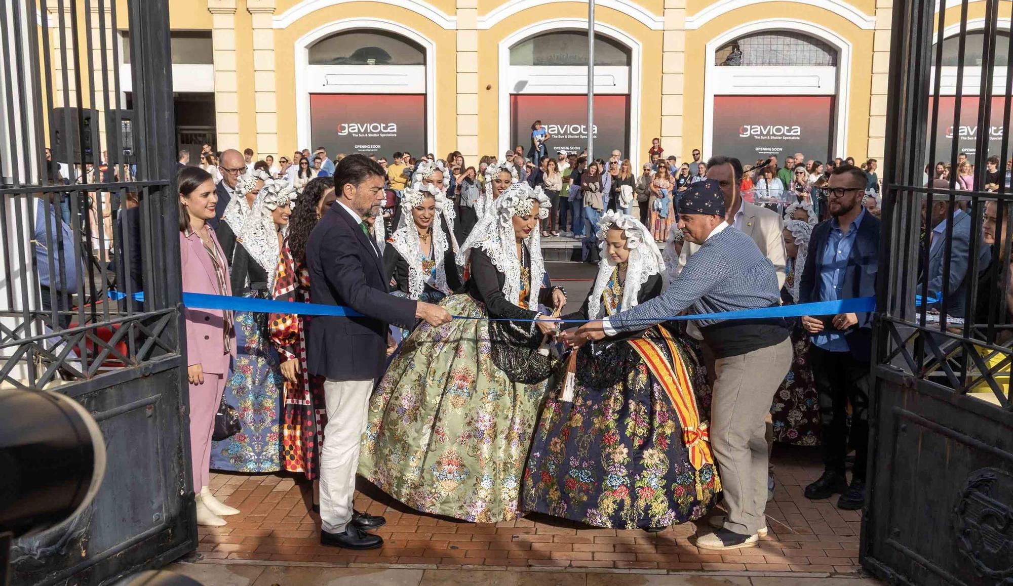 La Exposición del Ninot de las Hogueras 2025 abre sus puertas