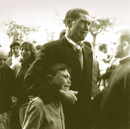 Despedida de emigrantes en La Coruña (1957), de Manuel Ferrol