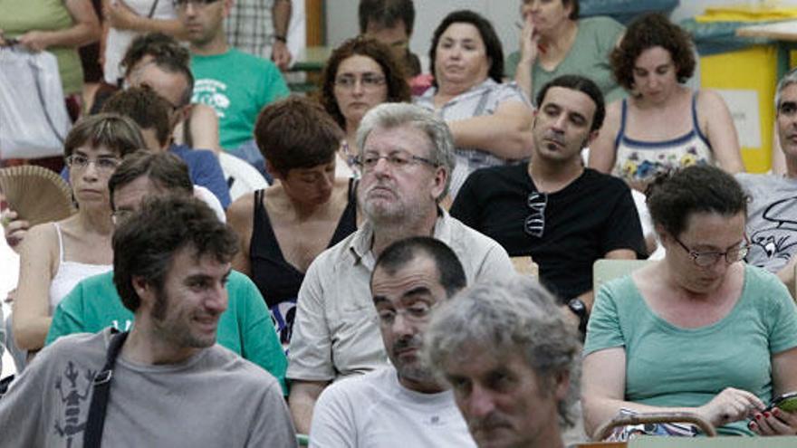 Jaume Sastre, entre los asistentes a la asamblea en Inca.