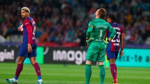 FC Barcelona - Valencia: La cantada de Ter Stegen en el gol de Hugo Duro
