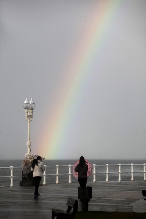 Oleaje en Gijón