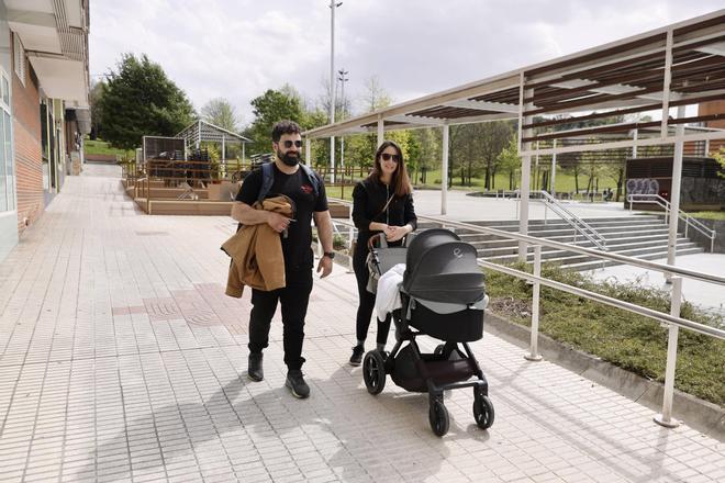 Los vecinos celebran el nuevo parque de El Llano