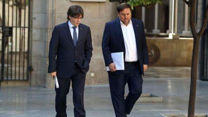 Junqueras i Puigdemont, ahir, abans de la reunió de l&#039;executiu