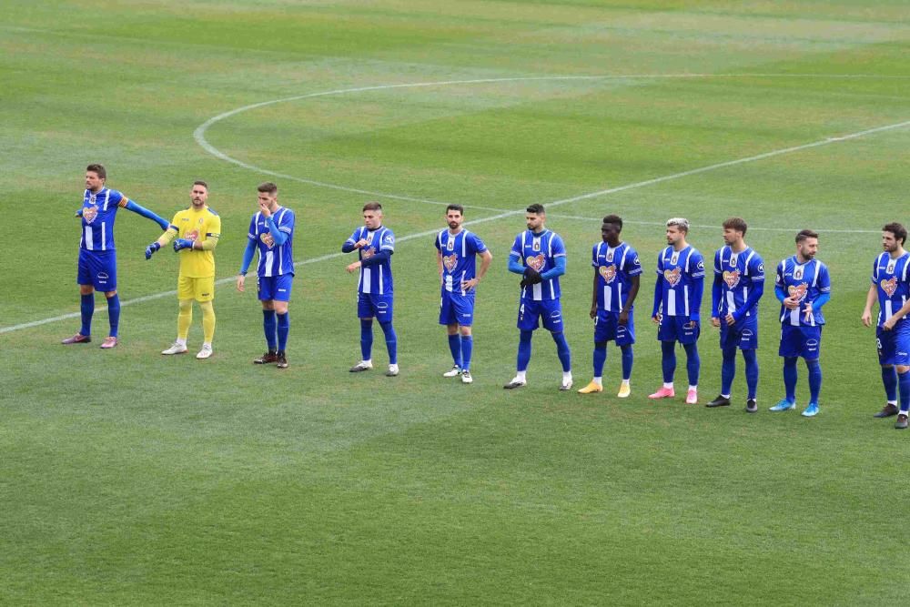 El Lorca Deportiva mejora su imagen pero cae goleado