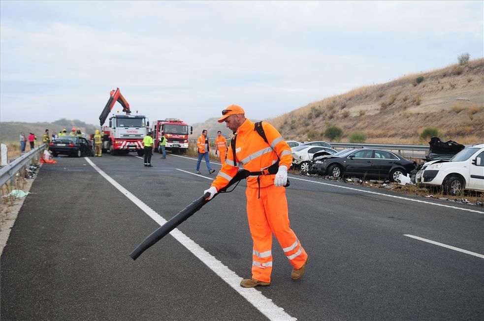 Accidente múltiple en Galisteo