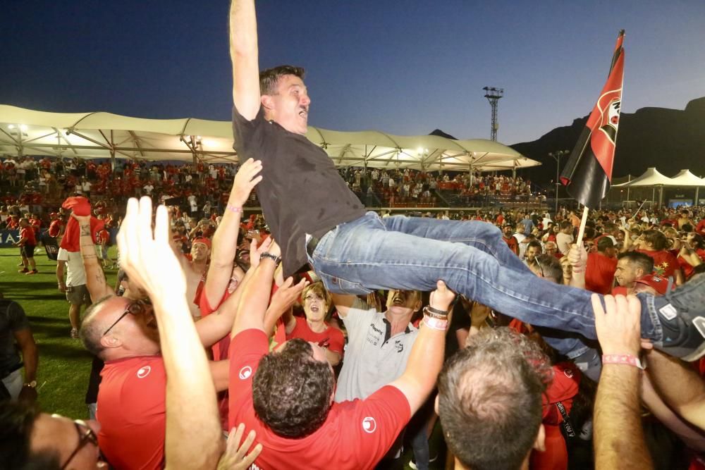 LA NUCÍA TOCA EL CIELO DE SEGUNDA B