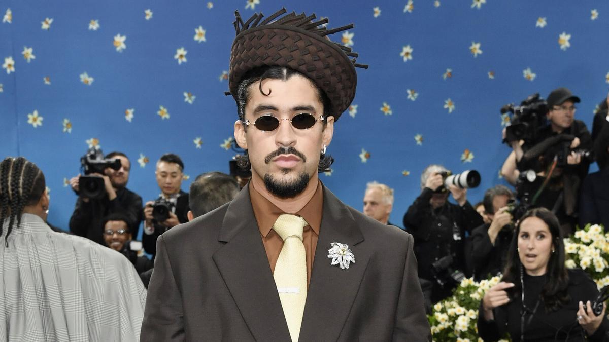 Bad Bunny en a gala benéfica del Instituto del Traje del Museo Metropolitano de Arte, que celebra la inauguración de la exposición &quot;Superfine: Sastrería de Estilo Negro&quot;, el pasado mayo.