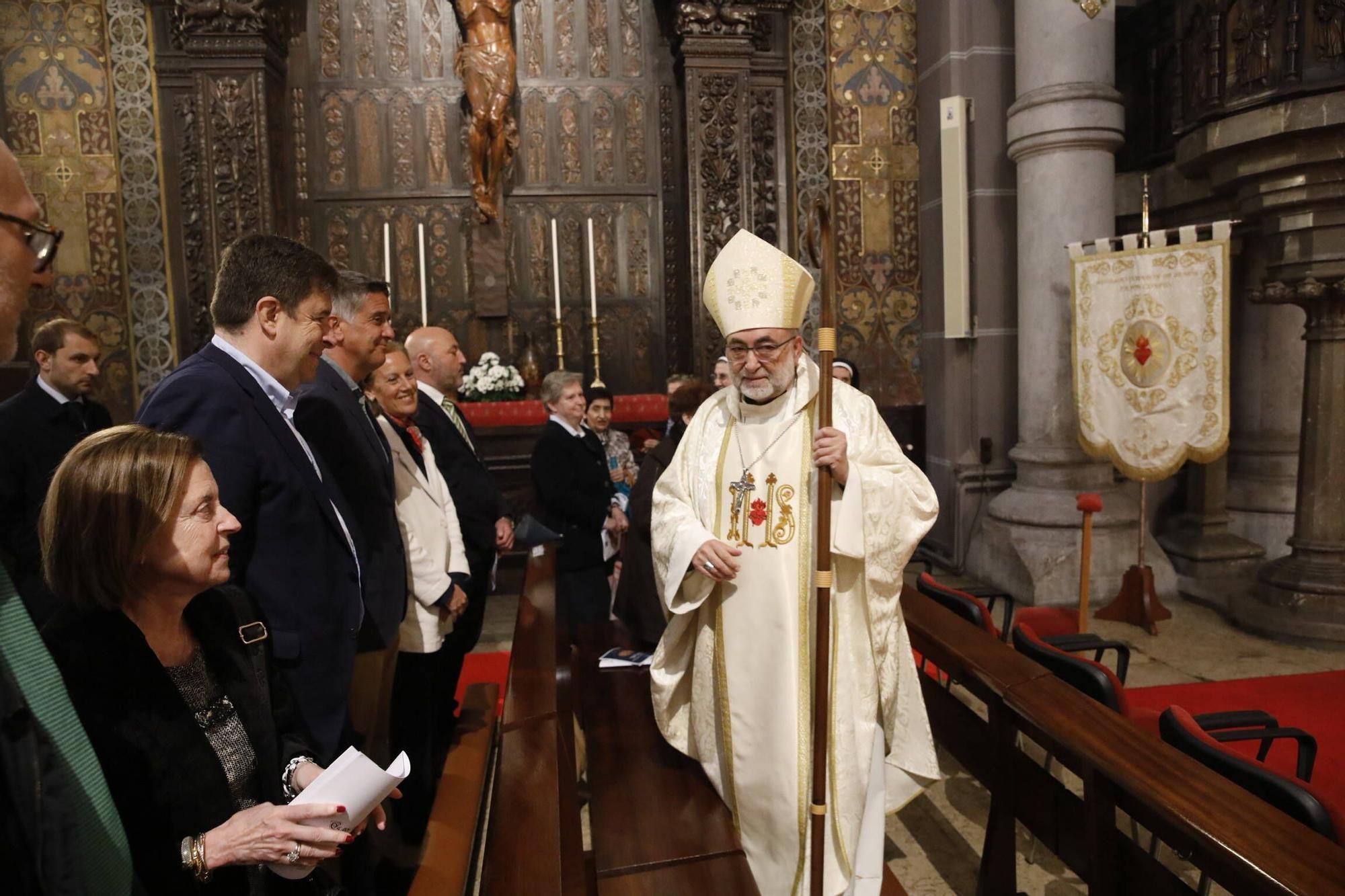 Así fue la celebración del centenario de la Basílica del Sagrado Corazón de Gijón (en imágenes)