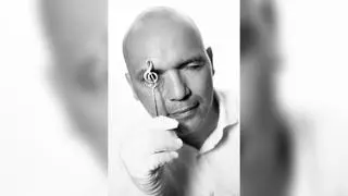 Manila acoge la obra del gijonés que fotografía la música que Beethoven nunca pudo oír