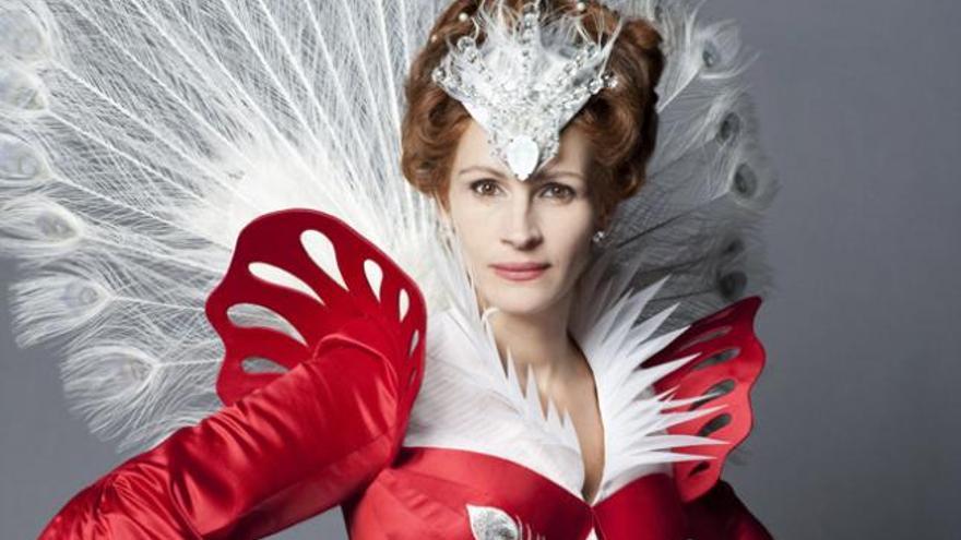 Julia Roberts, en su papel de madrastra en &#039;Blancanieves&#039;.