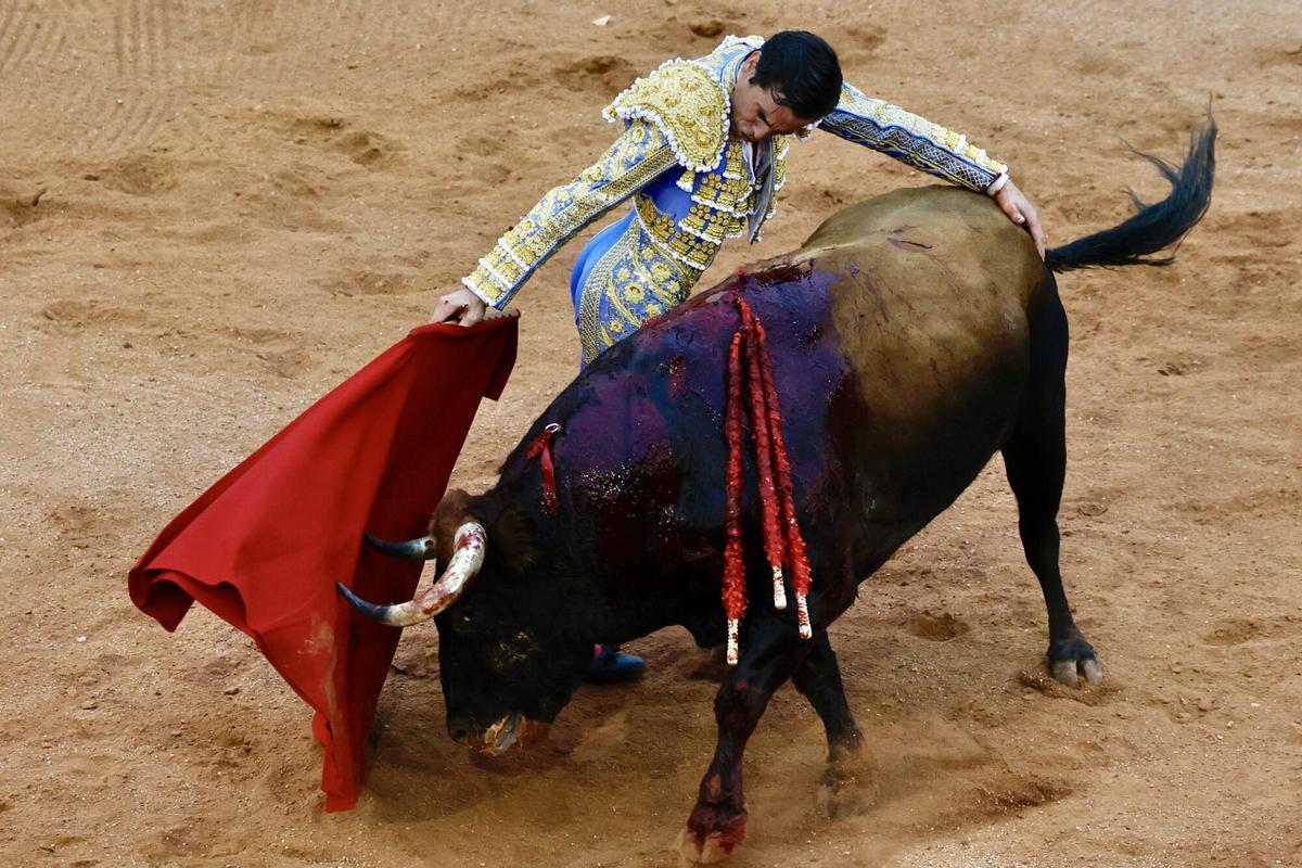 El triunfo de Roca Rey en la feria taurina de Gijón, en imágenes
