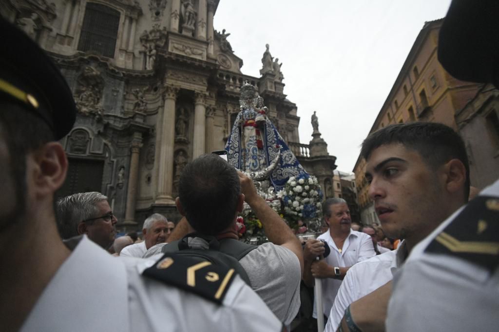 Romería de Murcia: ambiente previo y salida de la Fuensanta de la Catedral