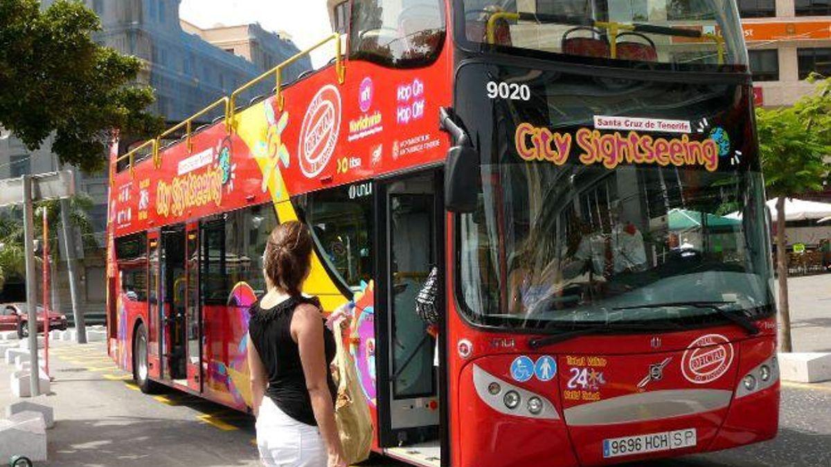 Bus Turístico en Santa Cruz.