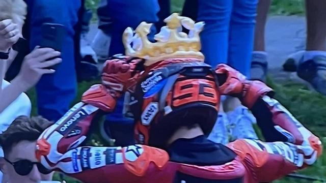 Marc Márquez (Ducati) es corona com a rei de Sachsenring.