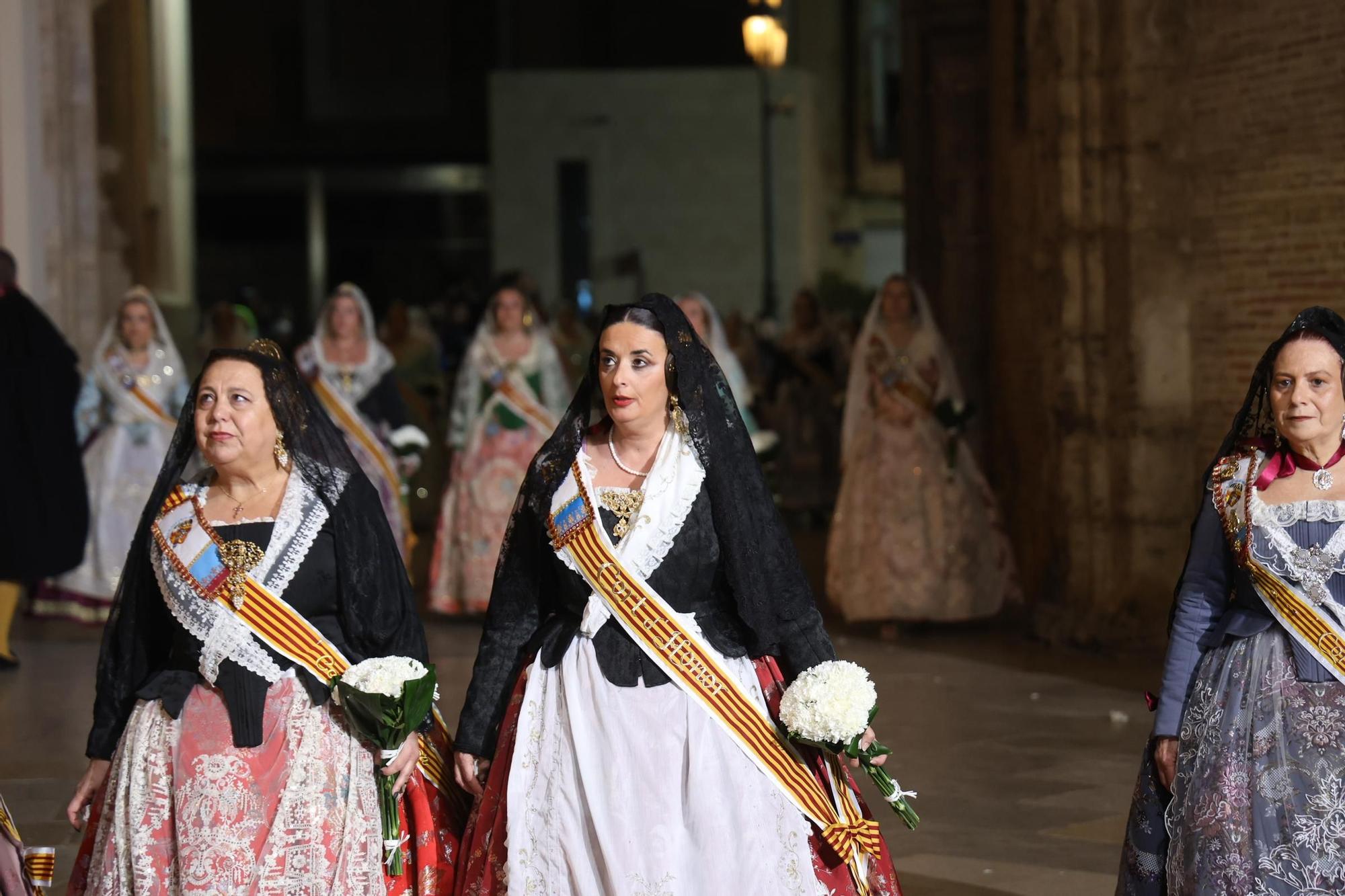 Ofrenda 18 de marzo. Calle de la Paz (23-24)