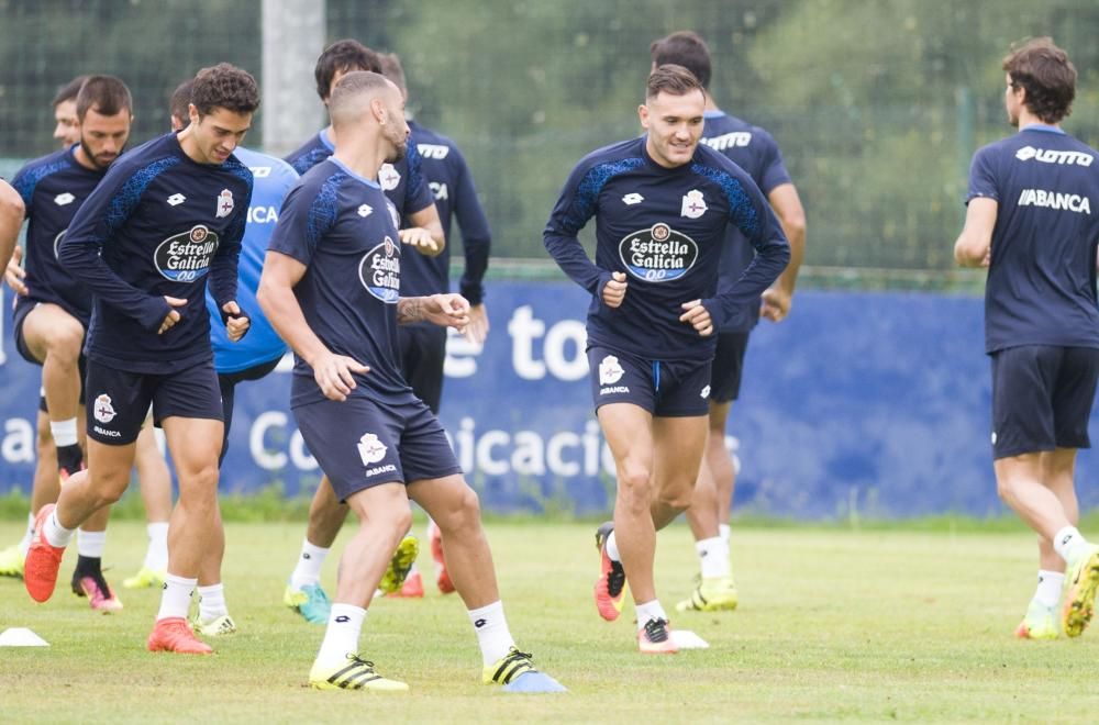 Lucas Pérez, último entrenamiento con el Deportivo