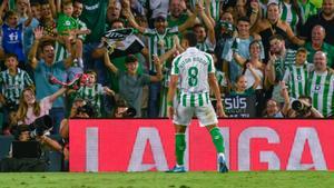 Vitor Roque celebrando su tanto ante el Leganés