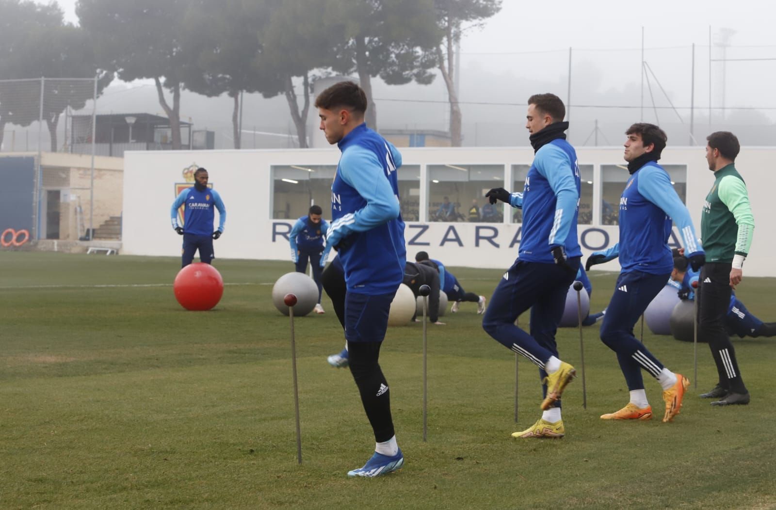 Así ha sido el primer entrenamiento del Real Zaragoza tras las vacaciones de Navidad