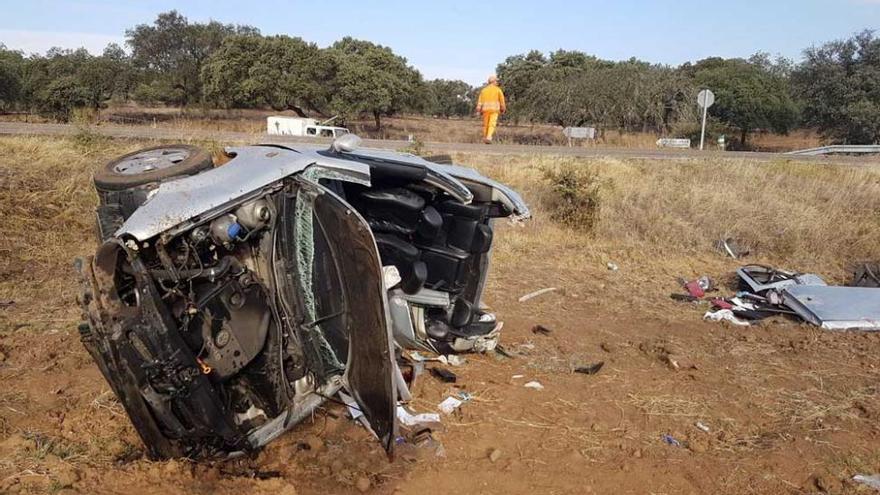 Fallece una joven de 29 años de Olivenza en un accidente entre Valverde de Leganés y Badajoz