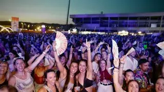 Miles de personas reviven los grandes éxitos del reguetón clásico en Córdoba