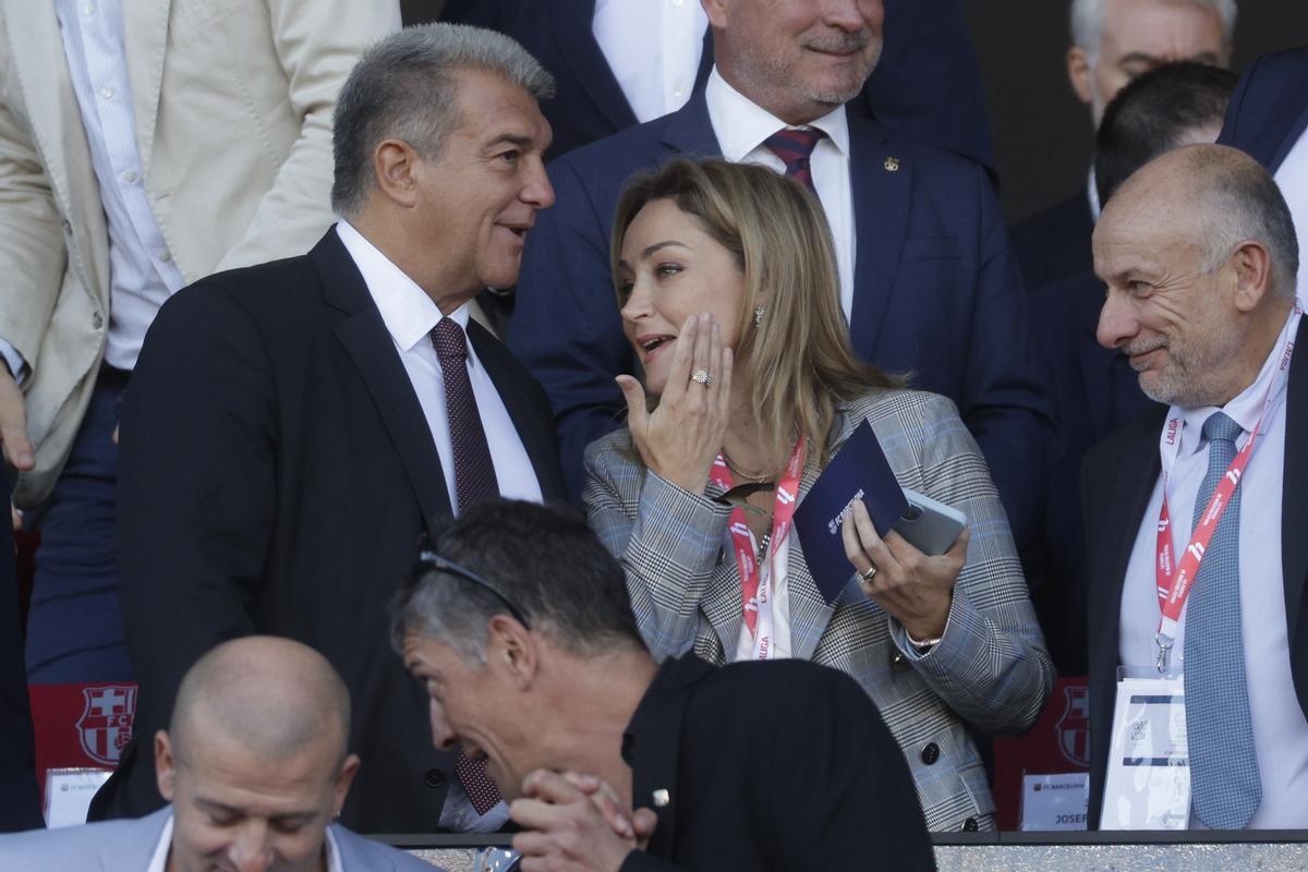 Sense dones a la llotja Sense dones a la llotja