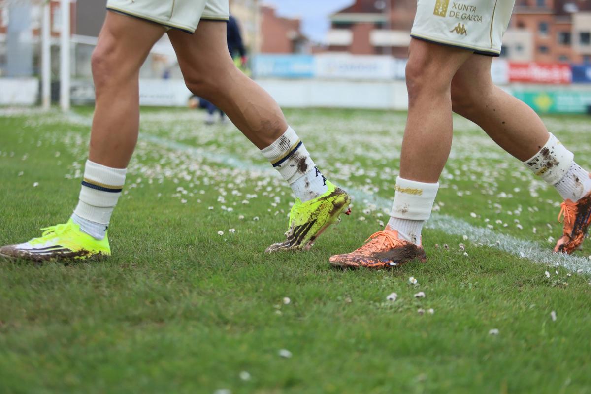 Futbolistas del Deportivo Fabril, el pasado domingo, en Miramar.