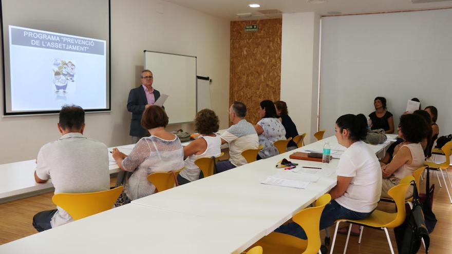 Los alumnos presentes en la clausura del seminario