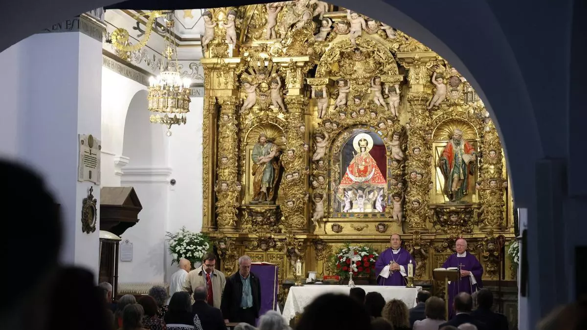 La Virgen de la Montaña de Cáceres y la del Puerto de Plasencia sellan su unión