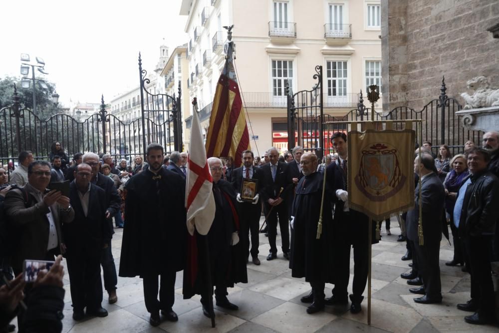 Procesión de la Senyera del Colegio del Arte Mayor de la Seda