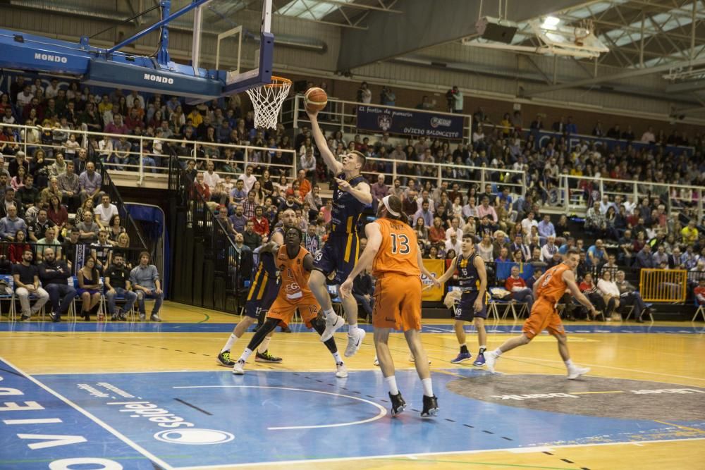 Victoria (83-68) del Liberbank Oviedo al Lleida