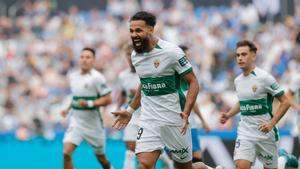 Resumen, goles y highlights del Deportivo 0 - 4 Elche de la jornada 42 de LaLiga Hypermotion