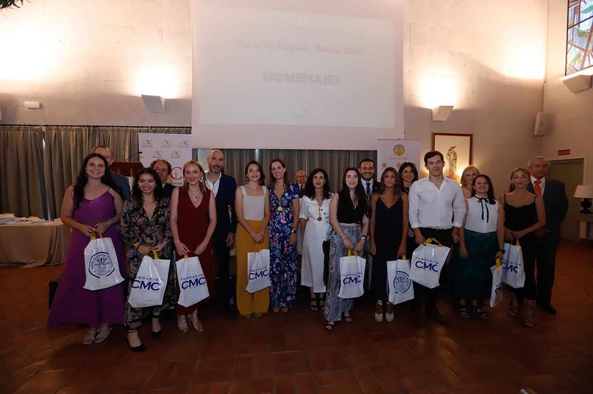 El Ilustre Colegio de Médicos de Córdoba rinde homenaje a sus colegiados