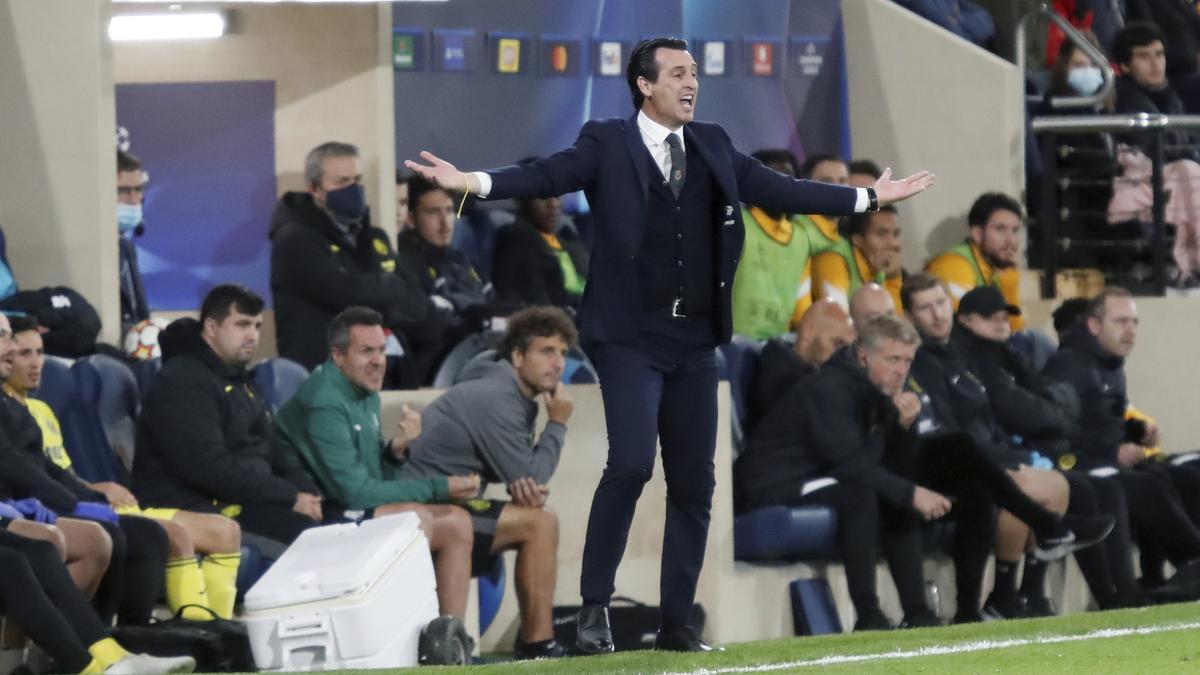 Unai Emery, durante el Villarreal - Young Boys de Champions en La Cerámica.