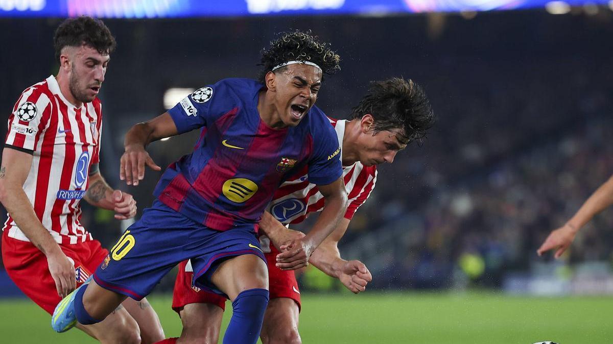 FC Barcelona - Atlético de Madrid | La expulsión de Pau Cubarsí