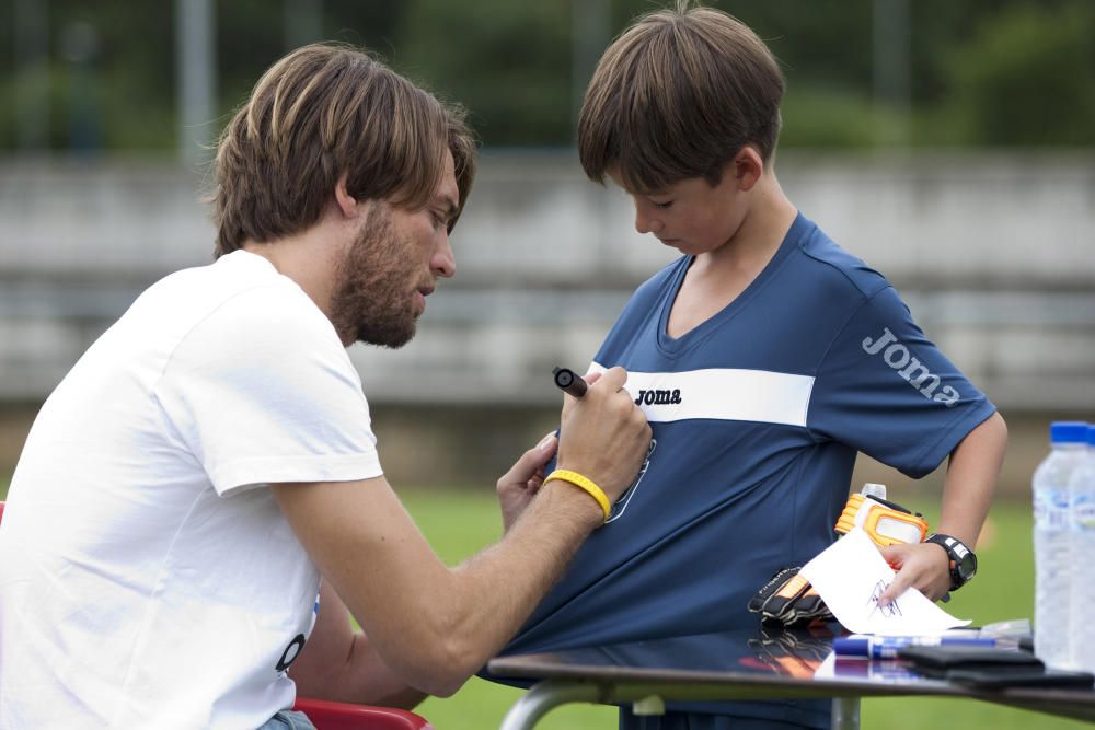 La trayectoria de Michu, en imágenes