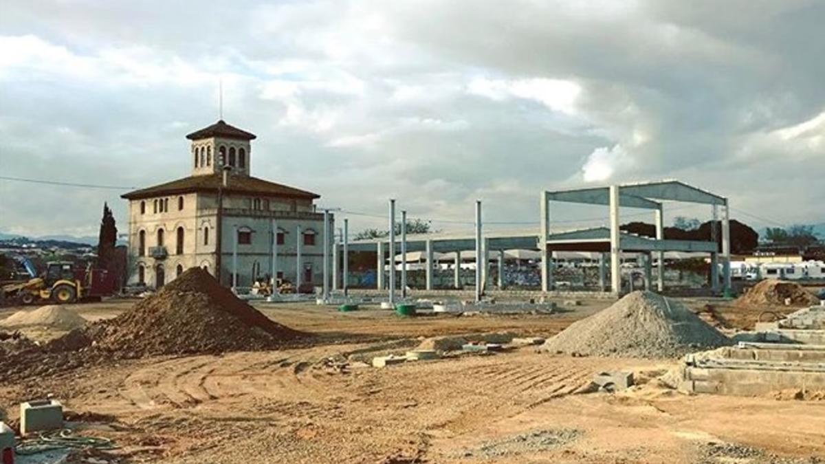 La nueva gasolinera de Can Volart, en Parets del Vallès, en construcción.