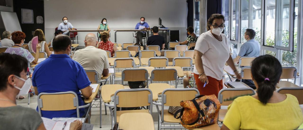 Reunión de profesores en un instituto