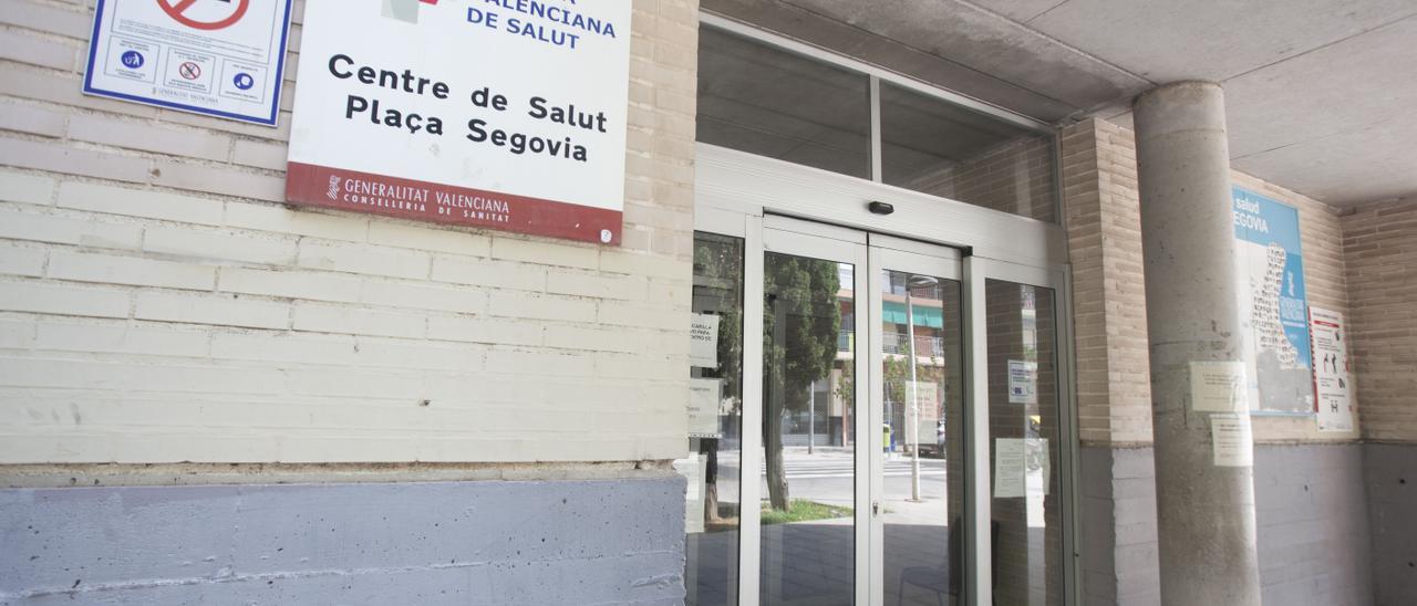 Centros de salud cerrados por la tarde con más presión para Urgencias