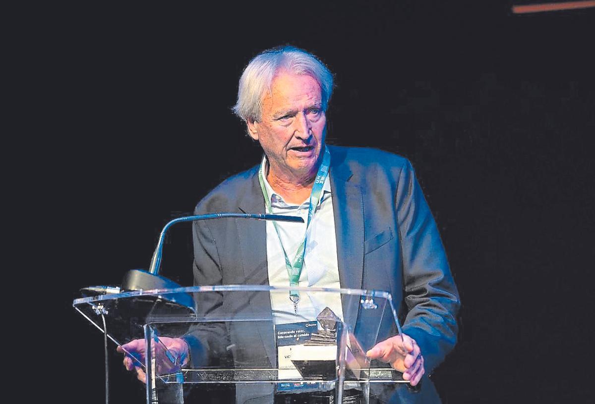 El gerente de la firma Marcial Vicent, tercera generación dedicada al reciclaje.