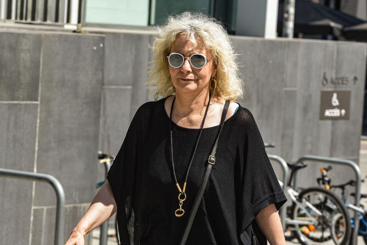 La periodista Mònica Terribas en el funeral del productor y excantante de La Trinca Toni Cruz, en el Tanatorio Sancho de Ávila, a 14 de julio de 2025, en Barcelona, Cataluña (España).