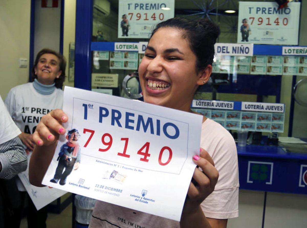 El Gordo de la Lotería de Navidad inunda de millones Roquetas de Mar