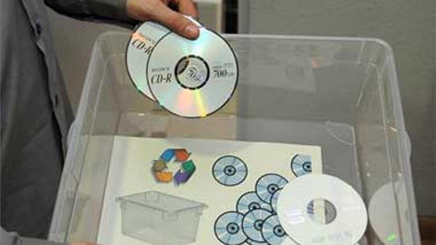 Instalados loscontenedores para reciclar discos y dvd