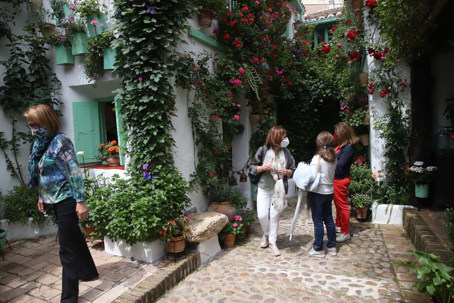 Arranca el concurso de patios del centenario