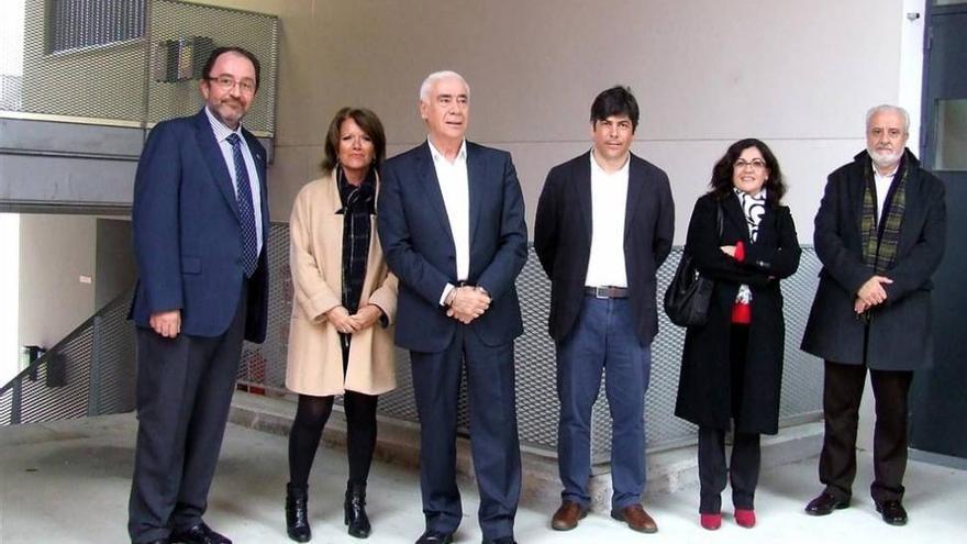 Alonso inaugura el nuevo IES, con una inversión de 7 millones