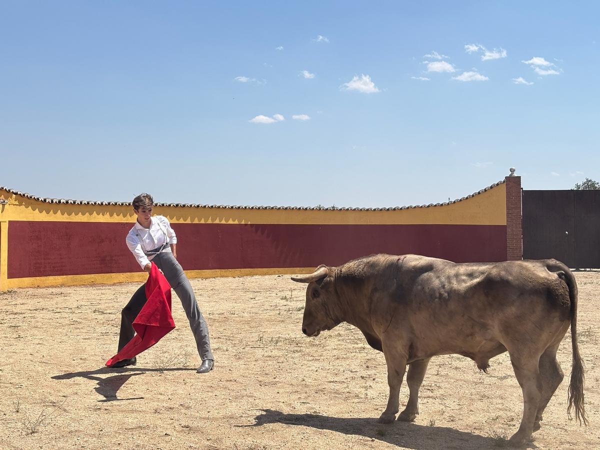 GALERÍA | Fiesta campera con el novillero Pepe Luis Cirugeda en "Toros Villalpando"