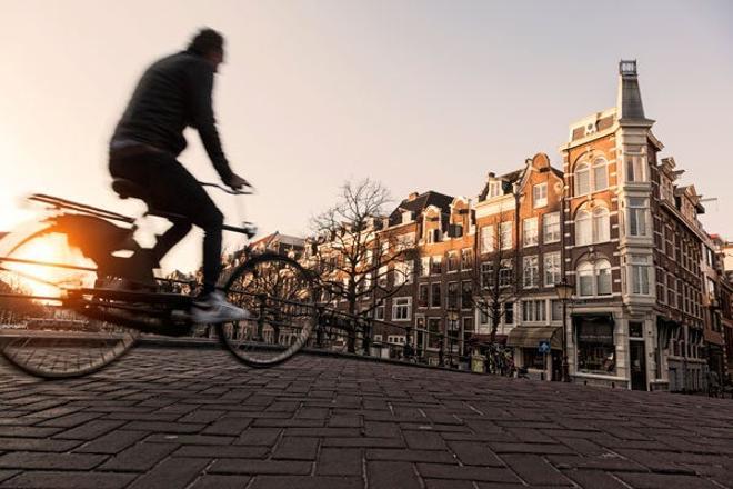 Ámsterdam es la ciudad perfecta para desplazarse en bicicleta